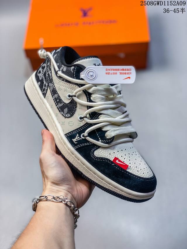Overseas hit limited edition! Nike Jordan Air Jordan 1 "LV co-branded black toe