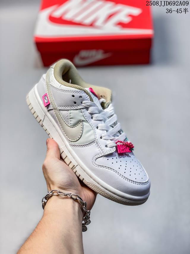 Authentic label with half sizes! Nike SB Dunk Low Otomo Katsuhiro retro low-top