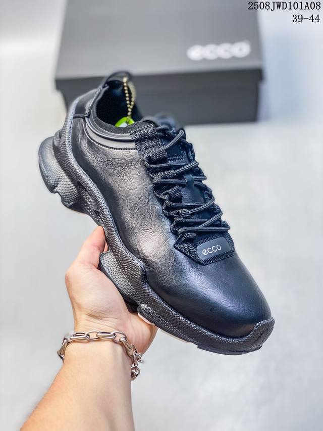 Ecco men's shoes are lightweight, breathable, comfortable, and durable. Skin-fri