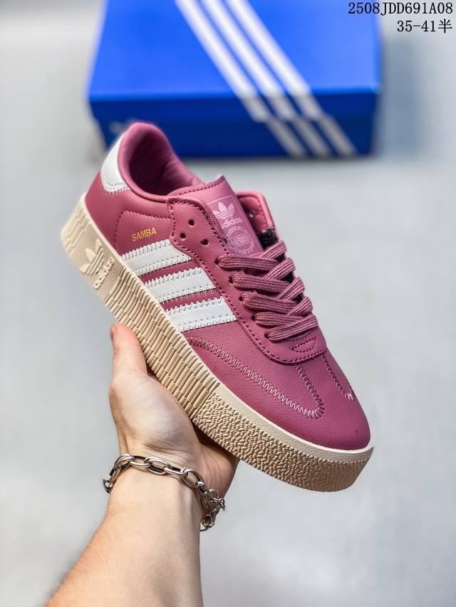 Adidas Samba Valentne thick-soled casual sneakers are photographed for the first