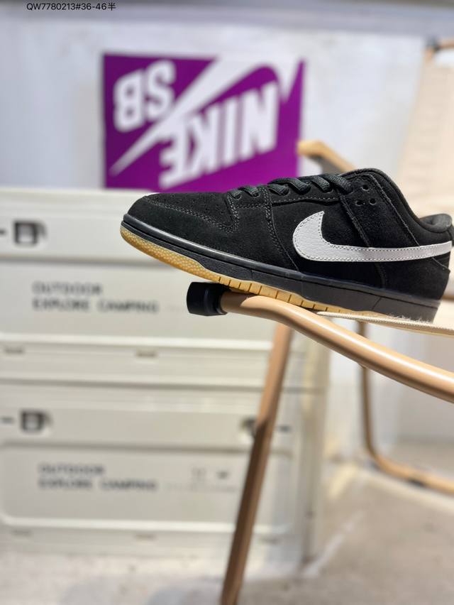 Nike Dunk Low Sneakers Sb series classic and versatile casual sports sneakers. T