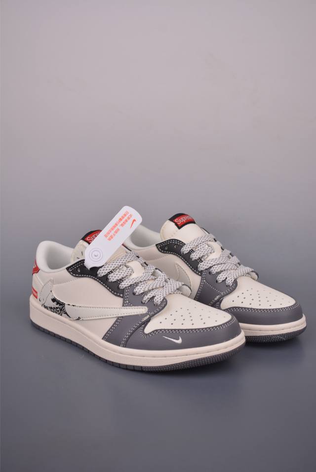Fragment x Travis Scott x Supreme Air Jordan 1 Low three-party collaboration rev