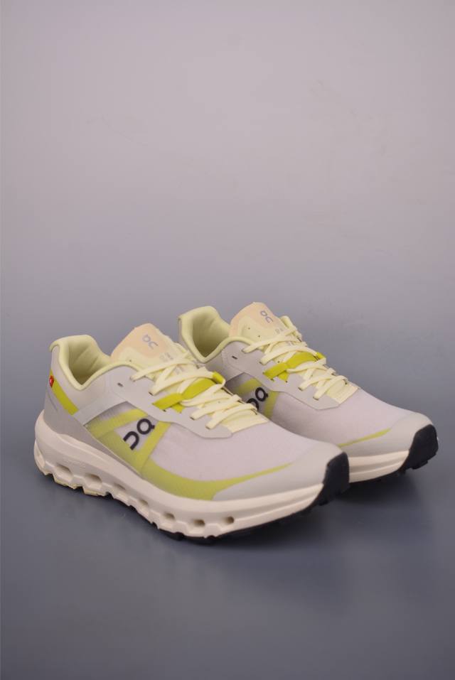 On Cloudvista Outdoor street functional running shoes Cloud Hi Edge combines out