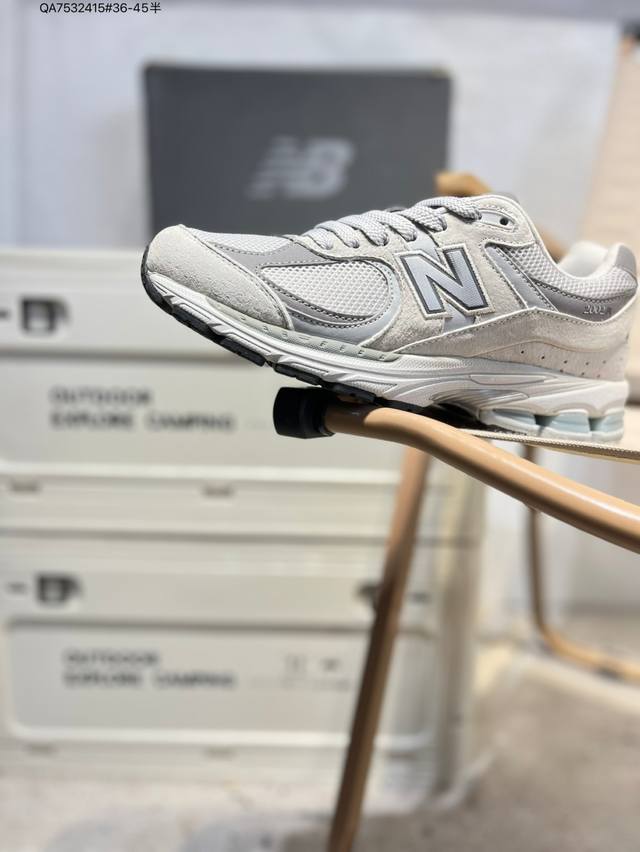 New Balance 2002R Retro Style: The New Balance 2002R features classic colorways