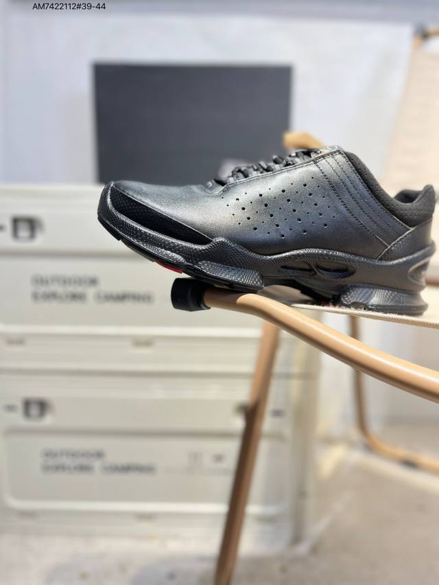 Ecco men's shoes are lightweight, breathable, comfortable, and durable. Skin-fri