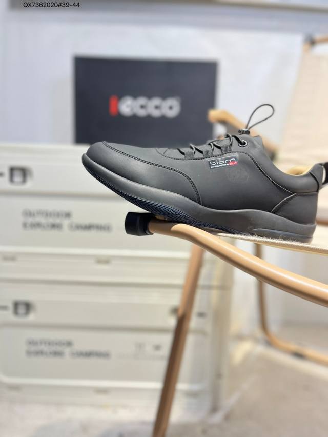 Ecco men's shoes are lightweight, breathable, comfortable, and durable. Skin-fri