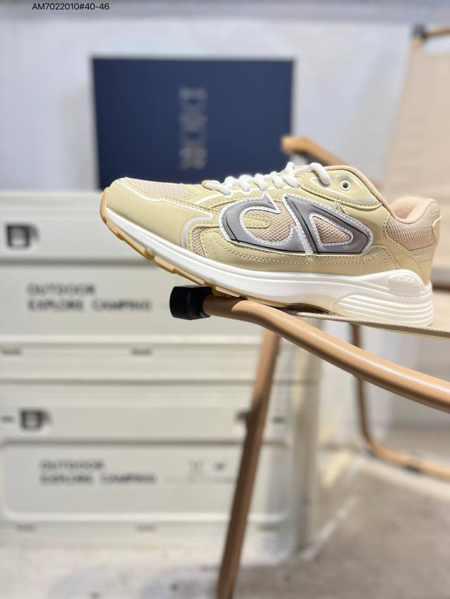 Dior's latest colorway, the B30 series, features dad sneakers, embracing the ret