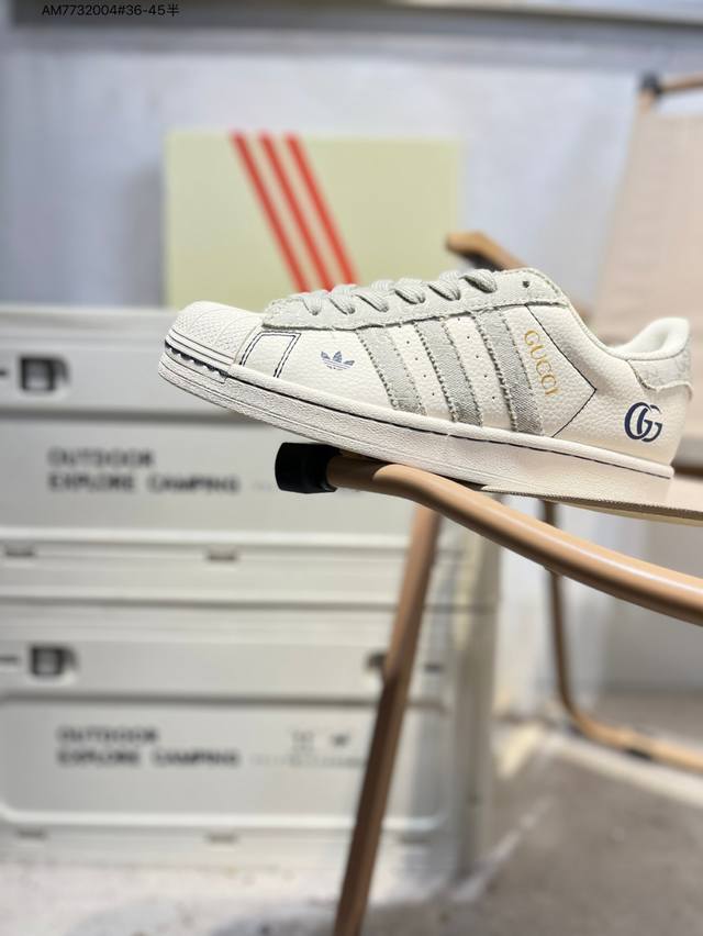 Gucci x Adidas Originals Superstar classic colorway, classic shell toe, official