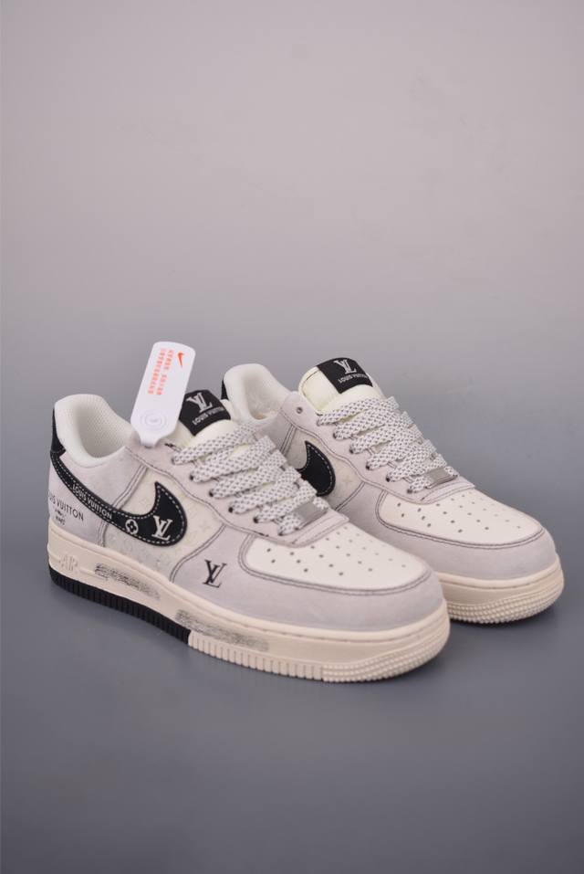 Nike Air Force 1 Low Lv co-branded Original last and original cardboard to creat