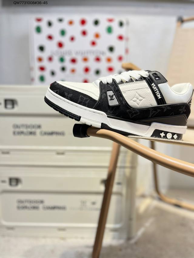 Louis Vuitton LV Louis Vuitton sneakers New LV Trainer sneakers in the latest co