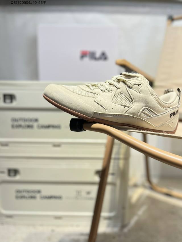 Fila retro series comfortable, stylish, versatile, simple low-top training shoes