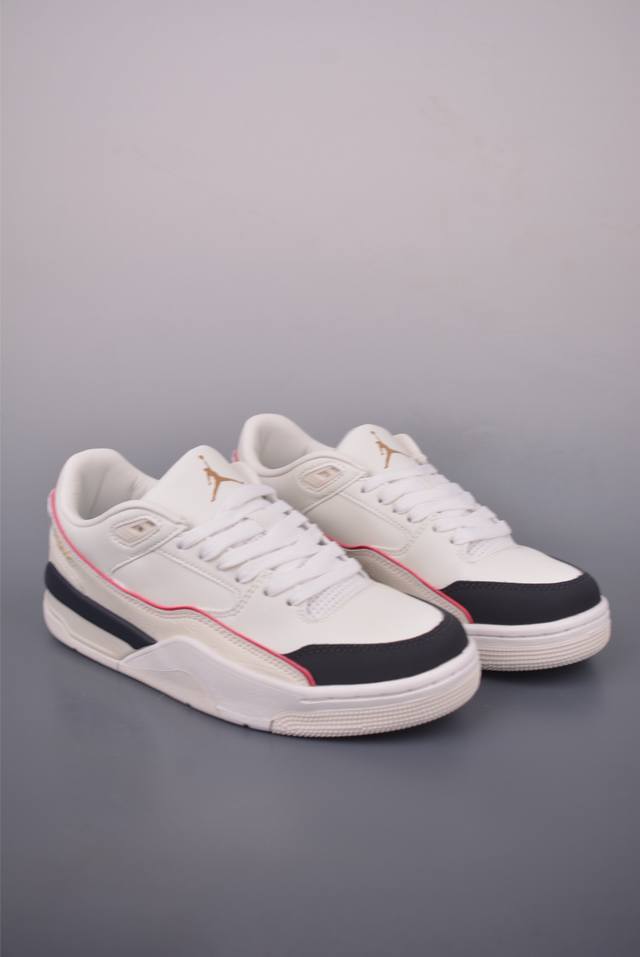 Air Jordan Flight Court Jordan low-top retro basketball shoes The design is simp