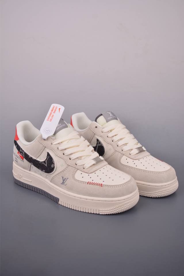 Nike Air Force 1 Low Lv co-branded Original last and original cardboard to creat