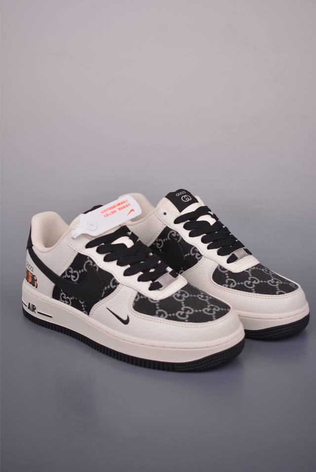 Nike Air Force 1 Low Gucci collaboration Original last and cardboard create a pu