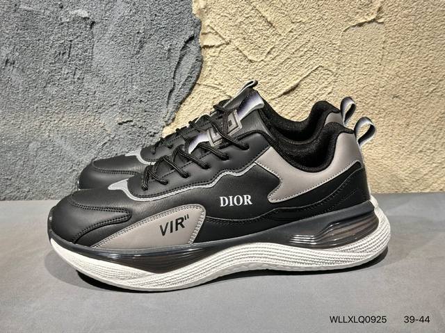 New product launch photos E Dior Dior trendy fashion low-top casual series Guan