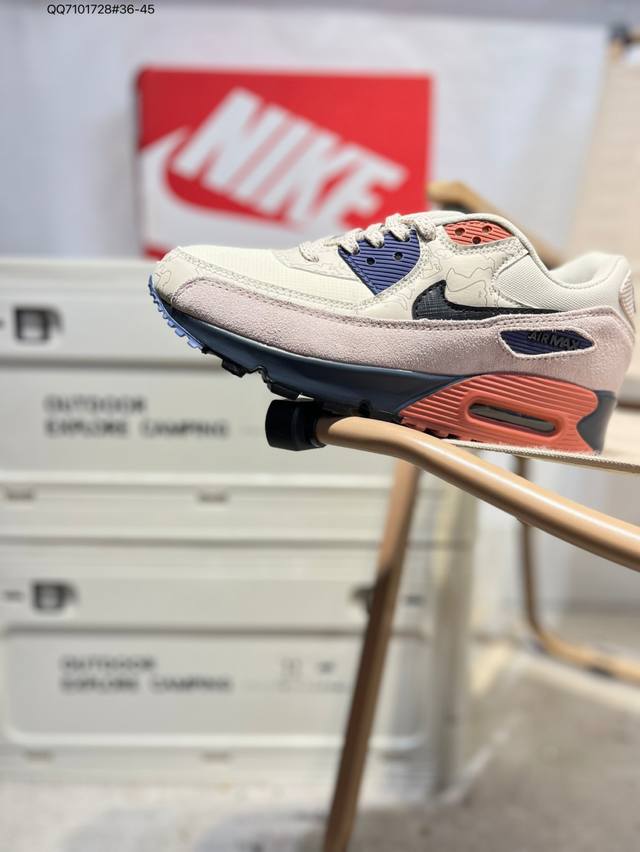 Nike Air Max 90 classic retro running shoes with small air cushioning. The uppe