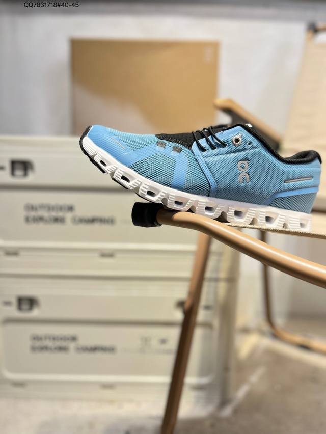 On Run Cloudnova Flux lightweight, comfortable, breathable, and cushioned runnin