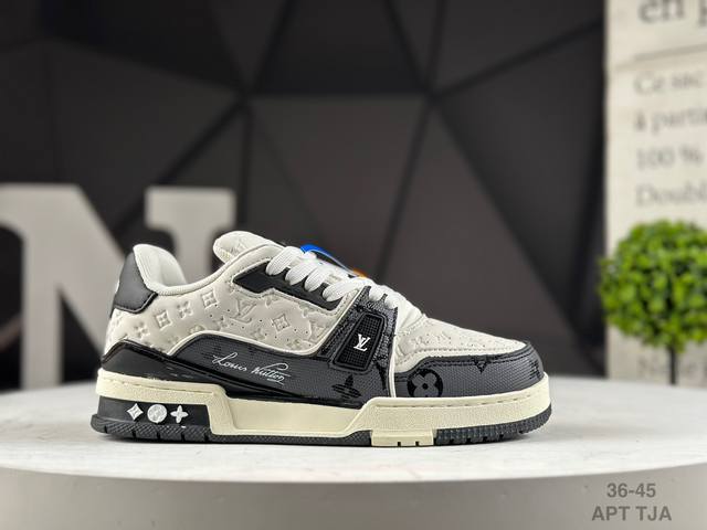 Louis Vuitton LV Louis Vuitton sneakers are a favorite among celebrities. Their