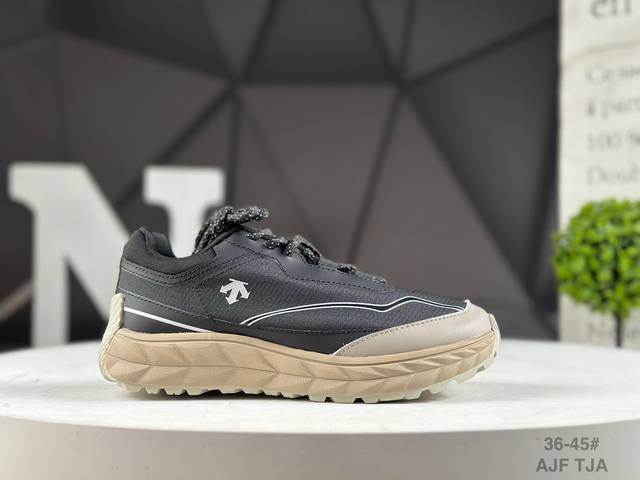Descente Terrain D Descente comfortable, soft, non-slip and wear-resistant low-t