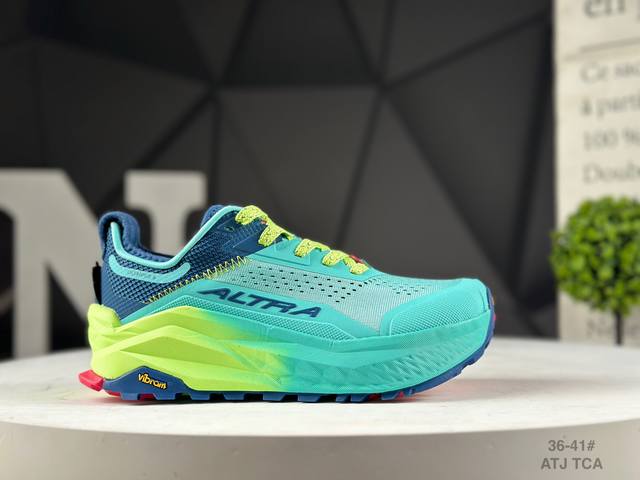 Altra Mont Blanc Carbon Fiber Plate Shock Absorption, Non-Slip, Wear-Resistant L