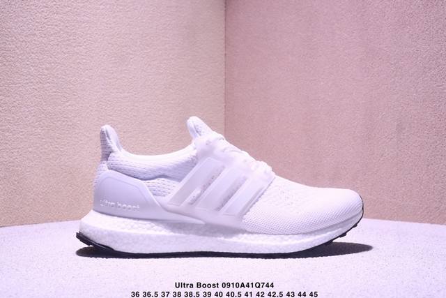 Genuine half size Adidas new Ultra Boost cushioning running shoes Xm0910Q744