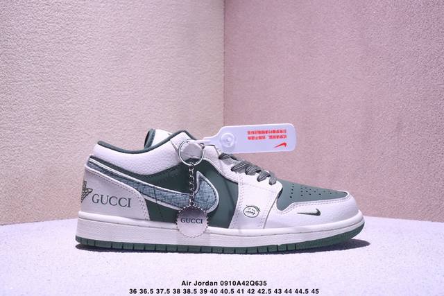 Overseas hit limited edition sale! Nike Jordan Air Jordan 1 "Gucci co-branded l