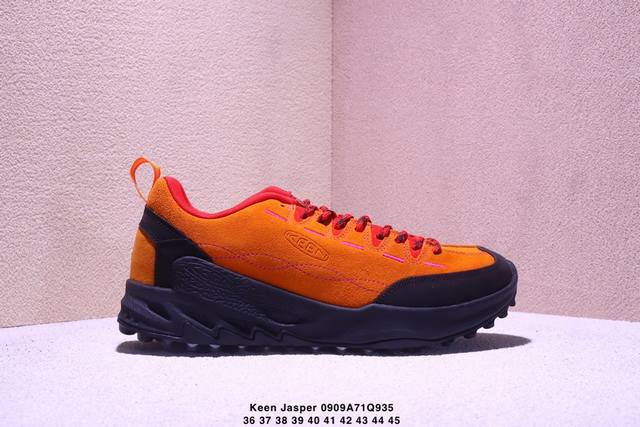 Keen, a popular American outdoor brand, features the Keen Jasper Rocks SP, a ret