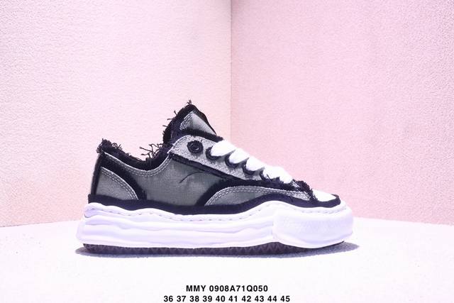 Company-level Shawn Yue's favorite item, retro dissolving style, Japanese concep