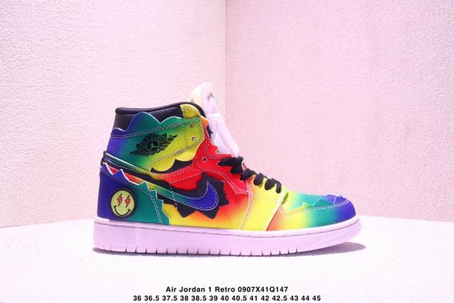 Authentic Nike women's sports sneakers, Nike Air Jordan 1 Retro High Og, Jordan