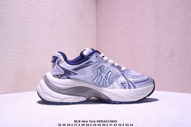 Company-level Mlb New York Yankees Curve Runner Comfortable, versatile, non-slip