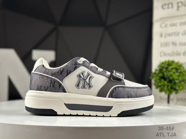 Mlb Bigball Chunky Embo Monogram New York Yankees** thick-soled casual sneakers