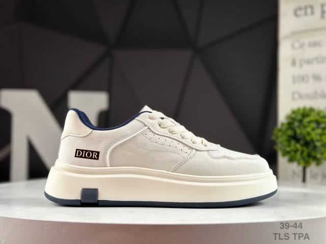 The Dior D-Sketch sneaker made its grand debut at the Dior Spring/Summer 25Ss re