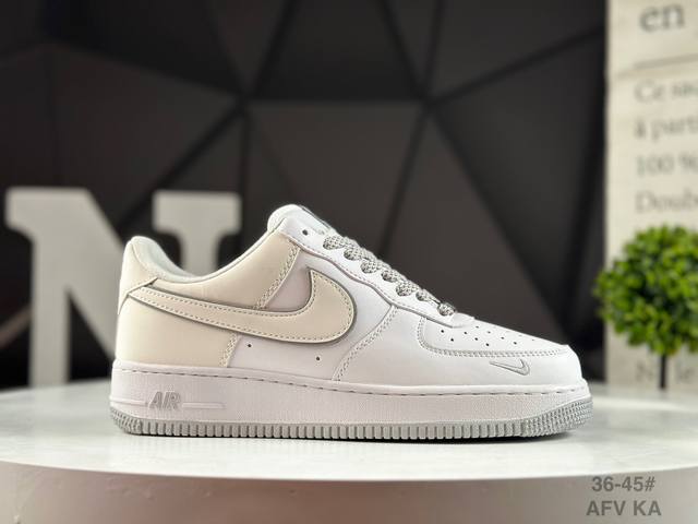 Special offer Top-layer Nike Air Force 7 Original last and cardboard to create