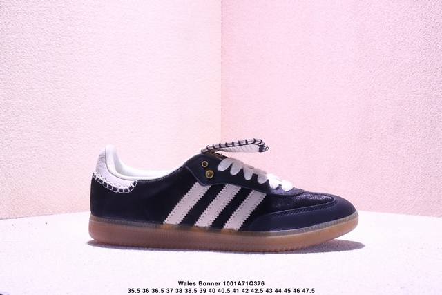 A classic, retro low-top, casual sports running shoe from the Wales Bonner x Ad