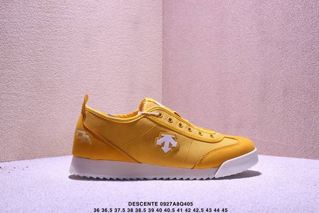 Company-level Descente Chron Tempo Replica series Chron retro sports casual shoe