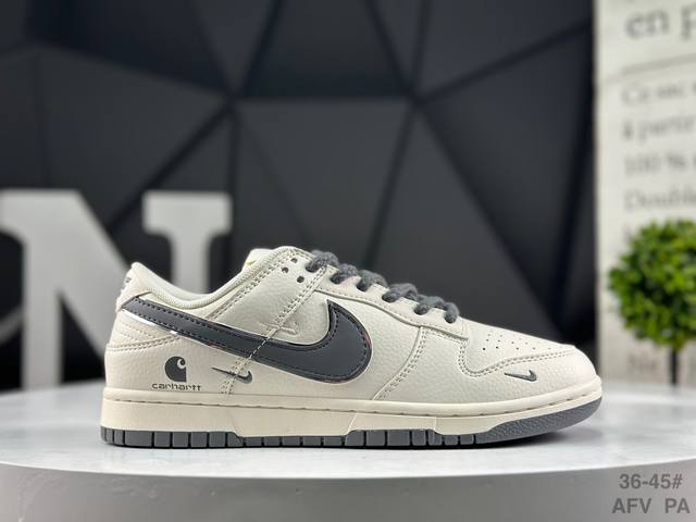 Special Offer : Step up and show off your style with these top-tier Nike Dunk L