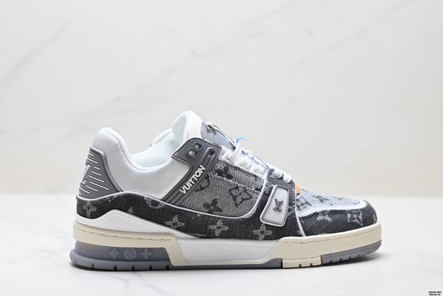 Genuine Louis Vuitton Trainer Sneaker Low Brand New Lv Louis Vuitton Casual Spo