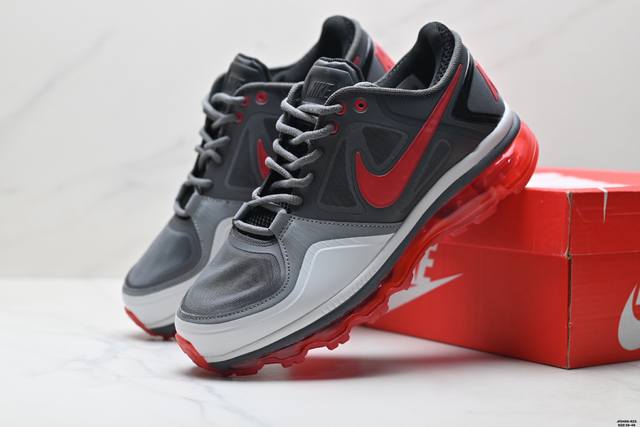 Corporate-grade Nike Air Trainer 1.3 Max plus shock-absorbing and wear-resistan