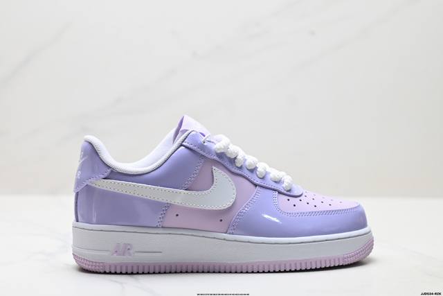 Authentic Nike Air Force 1'07 low-top versatile casual sneakers. Soft, springy c
