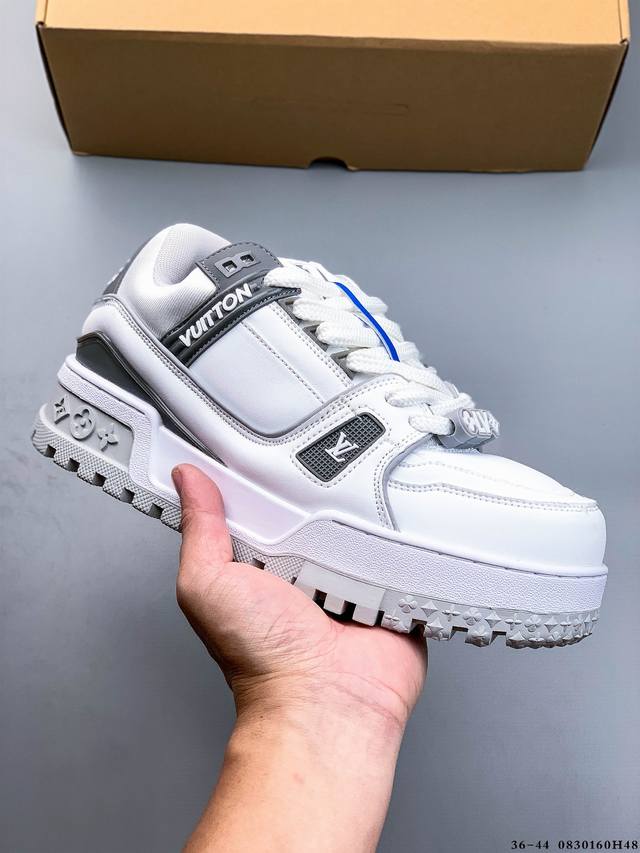 Louis Vuitton LV Trainer Maxi low-top casual sneakers. Brand new, shipped by pri