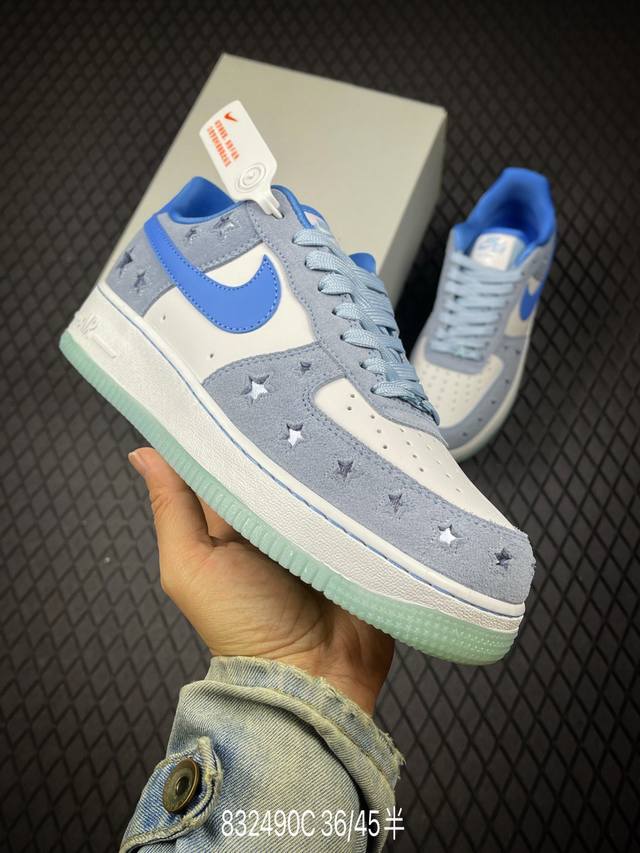 C Nike Air Force 1 Low 07 Original last and cardboard create a pure low-top Air
