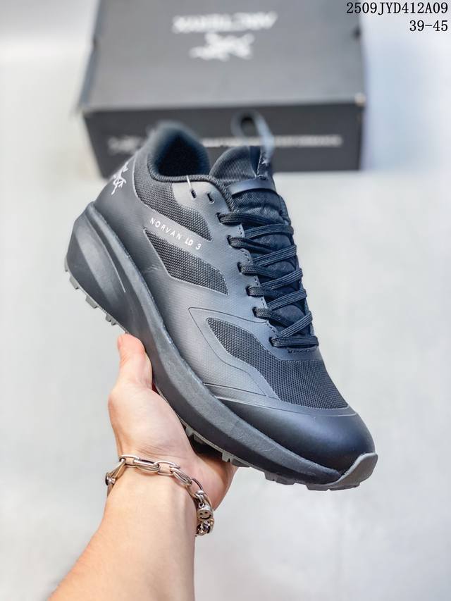 Men's shoe, developed from the original last and paper pattern, features a top-