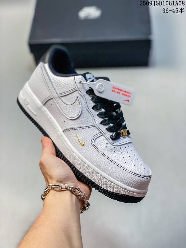 Company-grade with half size Overseas limited sale! Company-grade Nike Air Forc