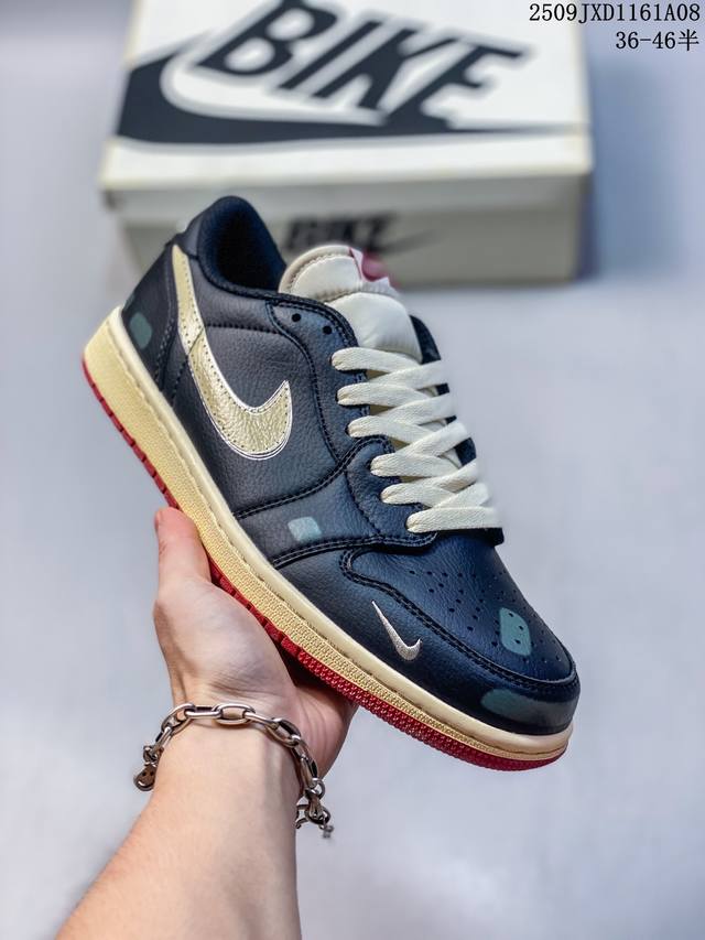 Authentic label with half size Air Jordan 1 Low Method Of Make Hq2186-002 Aj1 b