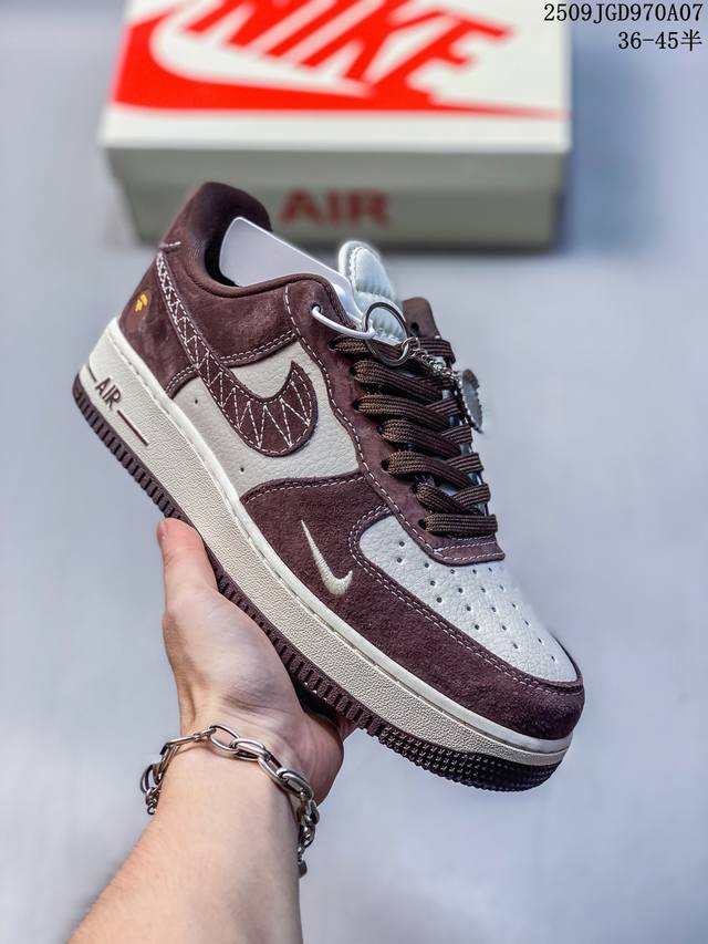 Company-grade with half-size . Limited overseas sale! Company-grade Nike Air F