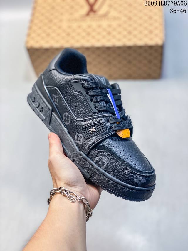 New Lv Louis Vuitton Trainer Sneaker Low casual sports culture all-match sneake