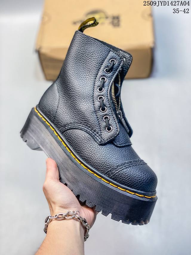 Dr.Martens 1460 Classic 8-hole Dr.Martens boots in soft, matte black pebbled lea