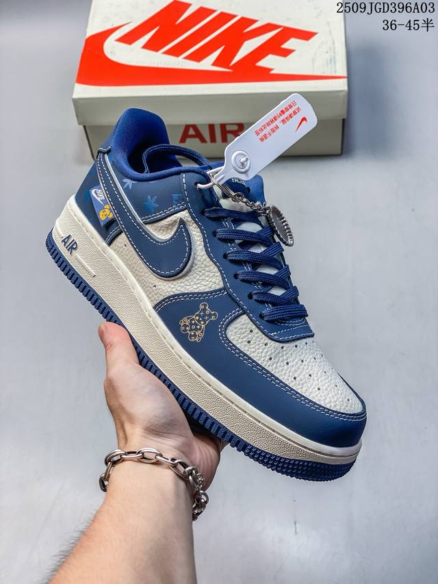 Company-grade with half-size . Limited overseas sale! Company-grade Nike Air F