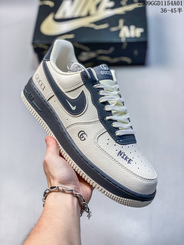 Company-grade with half-size . Limited overseas sale! Company-grade Nike Air F