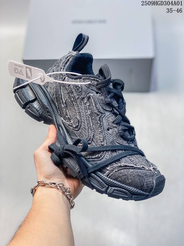 Balenciaga men's and women's shoes, including accessories, dust bag, and instruc